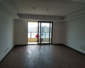 欢乐海岸二期 175平4室2厅 3卫南北通透