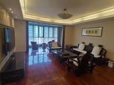 君悦花园4室2厅2卫南朝向428.0万元/套出售