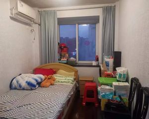 派舍提香3室1厅1卫南朝向160.0万元/套出售