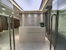 高铁站口!易元国际243平全新装修 拎包办公 随时看房!