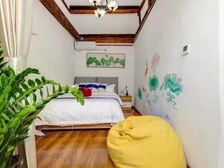 业主急售 北新桥地铁口 东四北大街石雀胡同私产平房 两证齐全