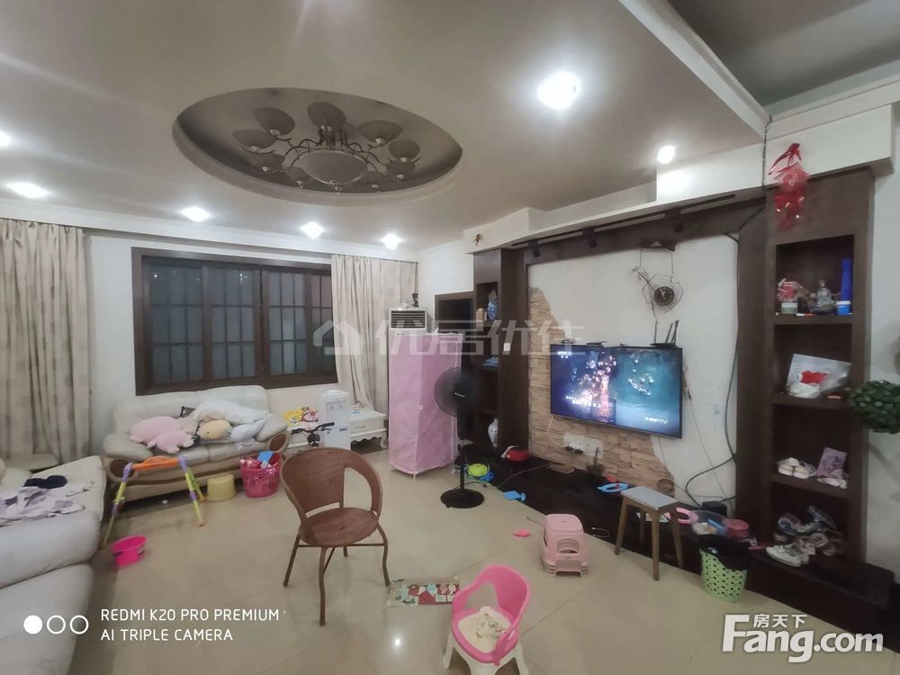 大4房拎包入住诚心出售欢迎咨询