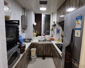 罗曼风情3室2厅1卫南朝向160.0万元/套出售