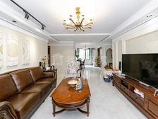 人民路旁 融侨城 精装修大5房 空间分布合理。