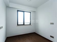 阳光城开发商统装四房 运河沿岸 风景美丽 万科物业值得信赖