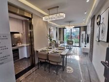 新城郡望府一期三房单卫毛坯房可塑性强