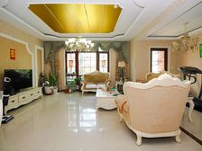 温哥华森林5室2厅精装修