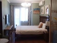 与水镇相邻 仅需百万即可拥有56平米 与水镇相邻的好房