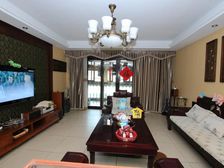 湖畔宽邸 电梯洋房 精装修,边套,诚心出售。