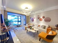 首付18万东明银枫家园北大锦城,潍北花园133平客厅朝阳H户