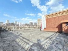 轻轨天街旁 、城市墅区 电梯入户 叠上 星空屋顶花园!