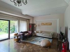 花园临河!不靠马路 挑高式客厅 带双车位 满五税少 带大花园