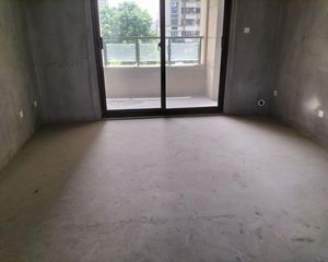 光明领御4室2厅2卫南朝向240.0万元/套出售