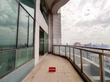 业主急售 南北对流 包税 送车位 送花园 泳池