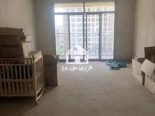凤江绿缘4房2厅毛坯136万