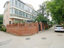 晨浩花园 联排别墅 集中供暖 4居室