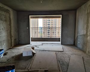 瀛洲花园 177.43平4居 南北向毛坯 方便看房