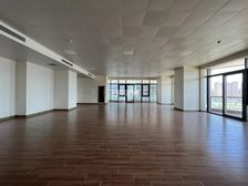 横琴口岸物业精装办公写字楼,265平,全新装修。东向看澳门