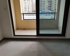 龙湖天宸原著3室2厅2卫南朝向650.0万元/套出售