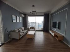 青秀澜湾 3室2厅 南北通透 简装次顶楼 急卖