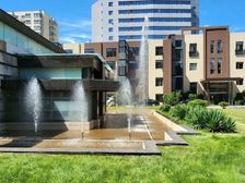 西三环独栋独门独户,北京电视台旁,园区环境优美,临主路近