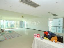 主卧朝南,带采光天井,小区中心位置,采光充足,精装修