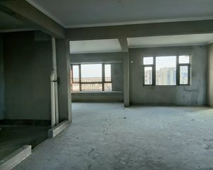 碧桂园碧玥府5室2厅3卫南朝向320.0万元/套出售