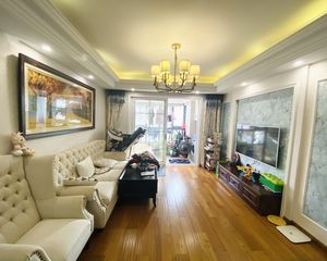 户型方正 精装自住保养佳 不占户籍 诚心出售