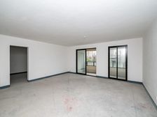 小高层 低楼层 2楼 新城璞樾和山 3室2厅 毛坯