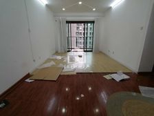 荣和大地二组团3房2厅168元