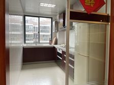 新天地东区5室2厅2卫南朝向460.0万元/套出售