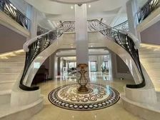 汽博尊爵堡法式独栋 豪华装修 业主入住不到2年 花园600平