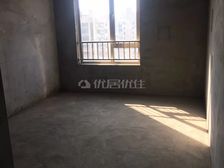 碧桂园凤凰城 山水华庭 111平3房2卫 79万 满2年