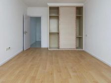 南新三村,经典一居室,朝南大阳台,南北通透,价格还可商量