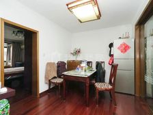 桐泾北路地鉄口彩香二村非顶楼,全明户型采光无遮挡