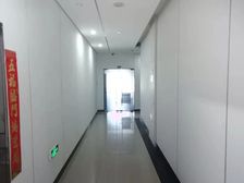 环合中心339平,精装修,东北朝向独立空调