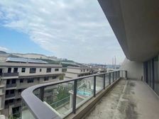 万科退台式平墅、双套房 、超大阳台40平米、主卧室近40平