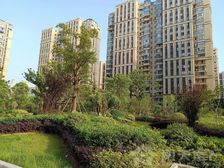 吾悦广场三期4室2厅2卫南朝向240.0万元/套出售