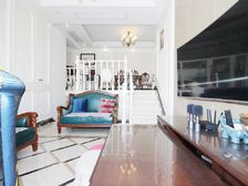 新挂房源,百万精装带地暖 入住2年不到,无双税,五室