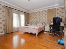 温哥华森林3室4厅精装修