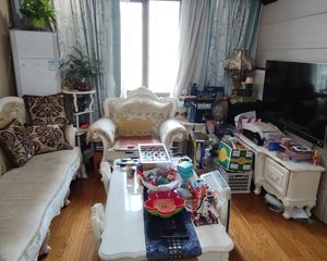 万安小区3室2厅1卫南朝向120.0万元/套出售