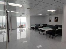 宁兴国贸精装修249平,带家具,三隔间,独立空调落地窗