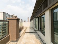 西太湖金新滟澜湖 洋房顶层复式挑高 纯毛坯 急卖随时看房