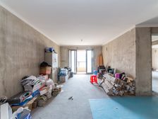 大名城旁绿都万和城七区 4室2厅 毛坯出售价格可谈