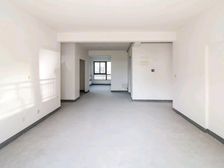 御沁园公寓 207平4居 南北向毛坯