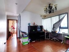 客厅带阳台,环境优美,配套完善,中式风格
