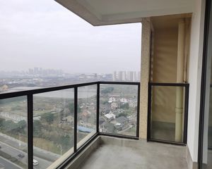 芦港家园3室2厅2卫南朝向280.0万元/套出售