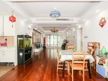 荷澜庭,80万装修,大三房两卫,双阳台边户,换房诚售。