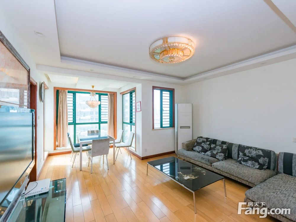 河景花园 3室2厅 精装修