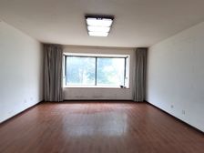 新亚洲体育城星云园5室3厅2卫 南北通透 舒适楼层 满5年